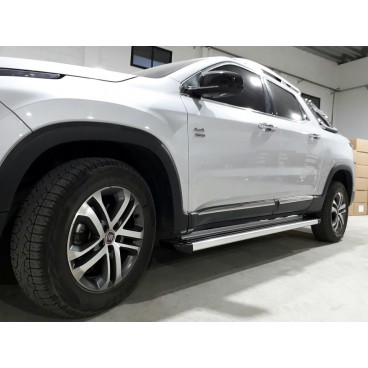 Estribos planos de aluminio para Fiat Toro
